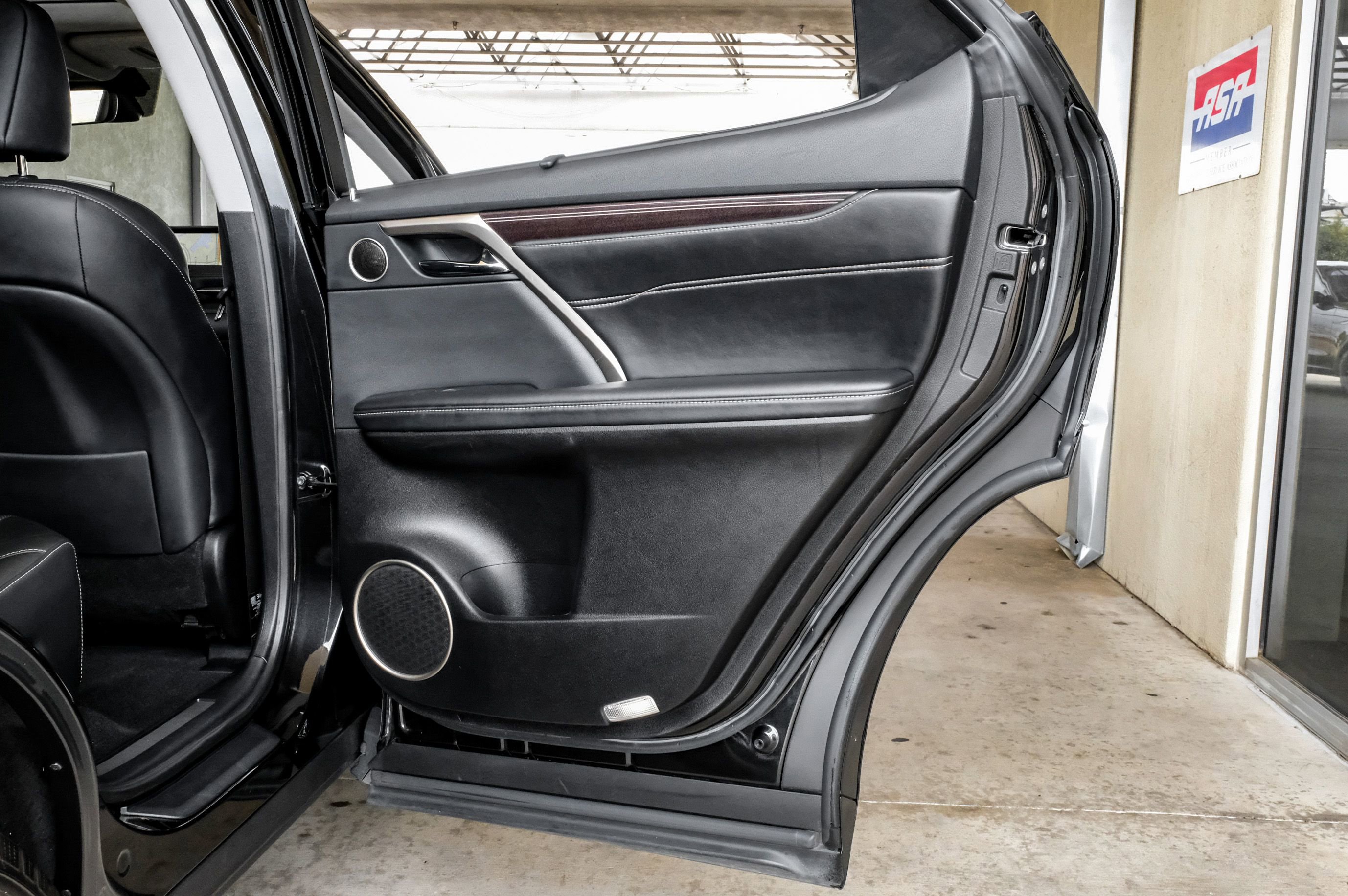 Used 2019 Lexus RX 350 FWD w/ Luxury Package image 47