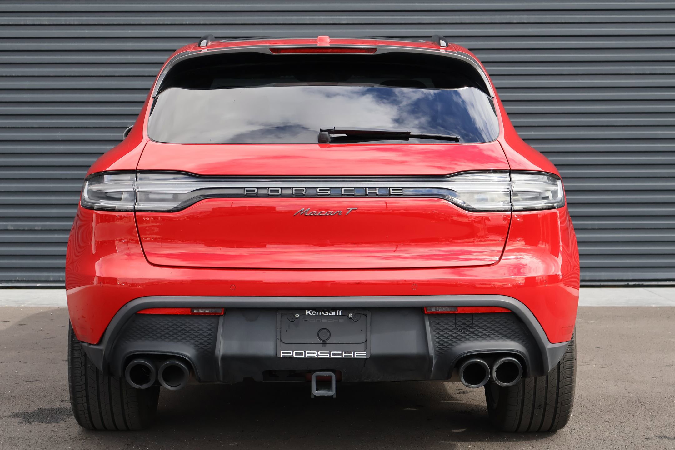 Used 2024 Porsche Macan Turbo image 10
