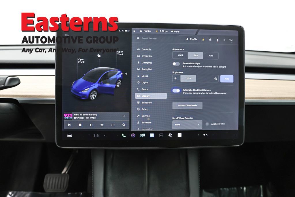 Used 2021 Tesla Model Y Long Range image 12