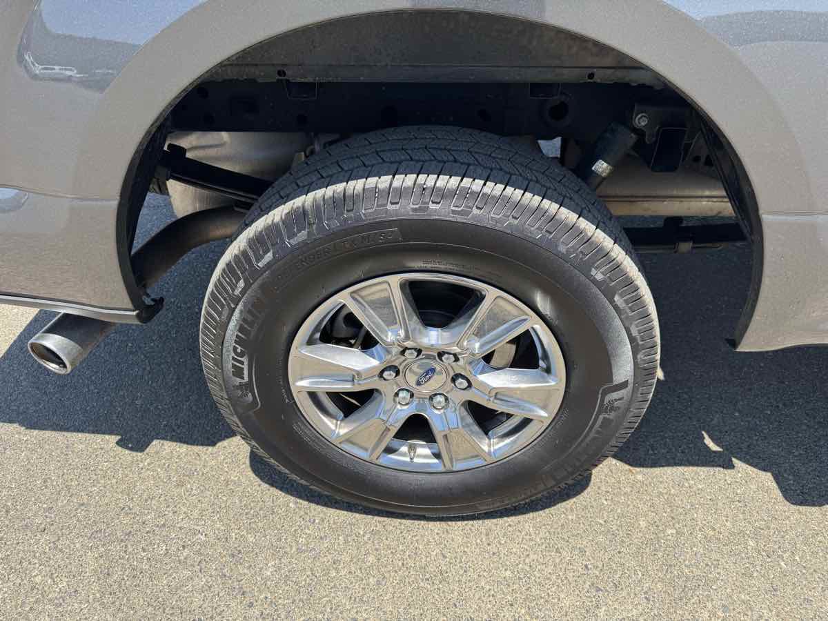 Used 2017 Ford F150 XLT w/ Equipment Group 302A Luxury image 33