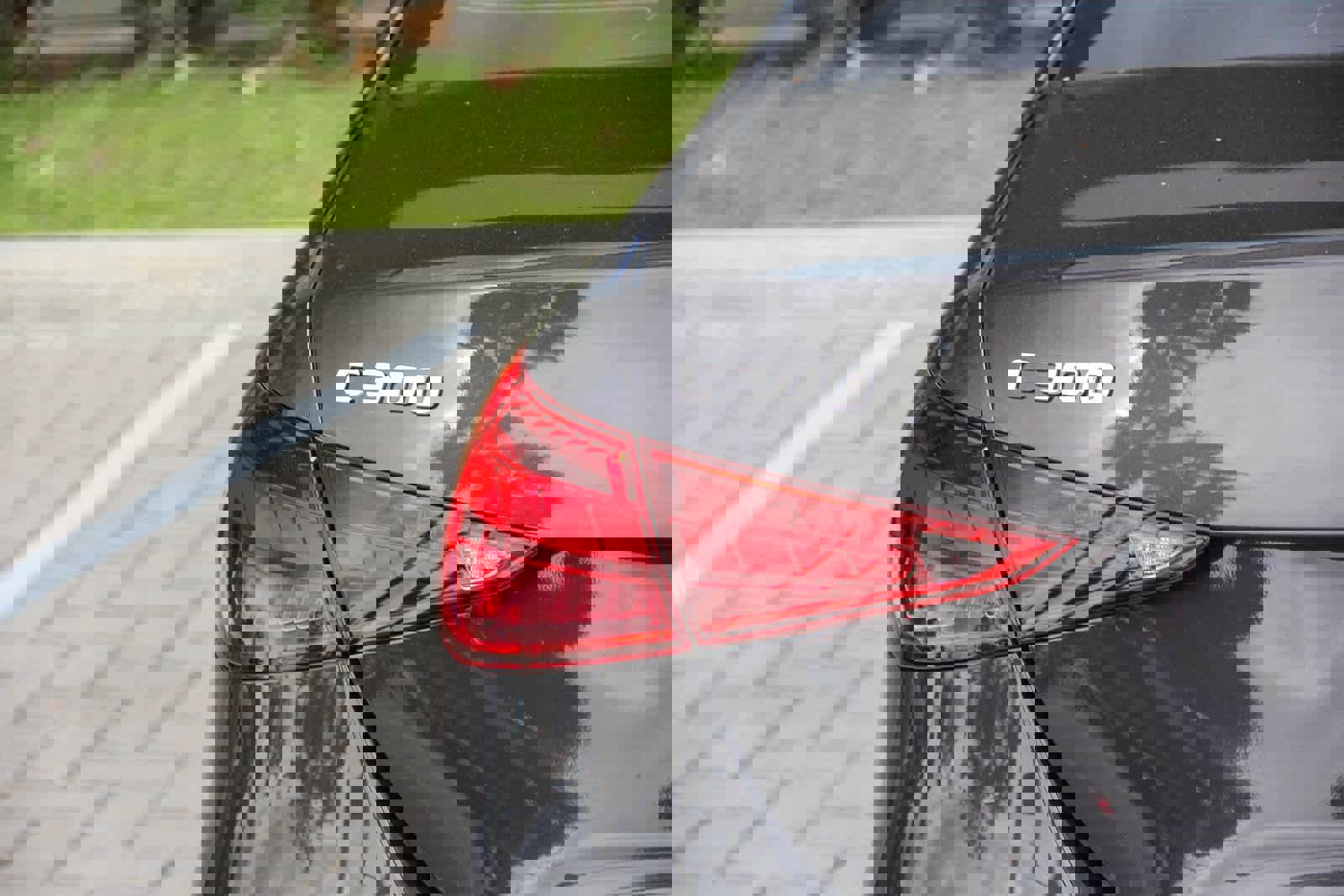 Used 2022 Mercedes-Benz C 300 Sedan image 5