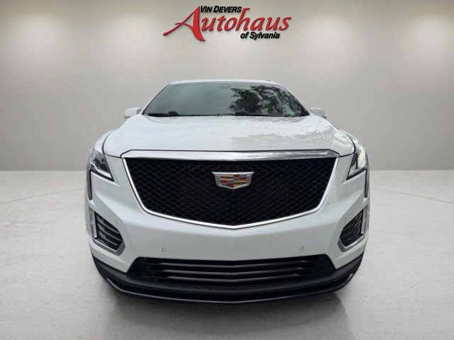 Used 2024 Cadillac XT5 Sportv w/ Technology Package AWD/4WD image 2
