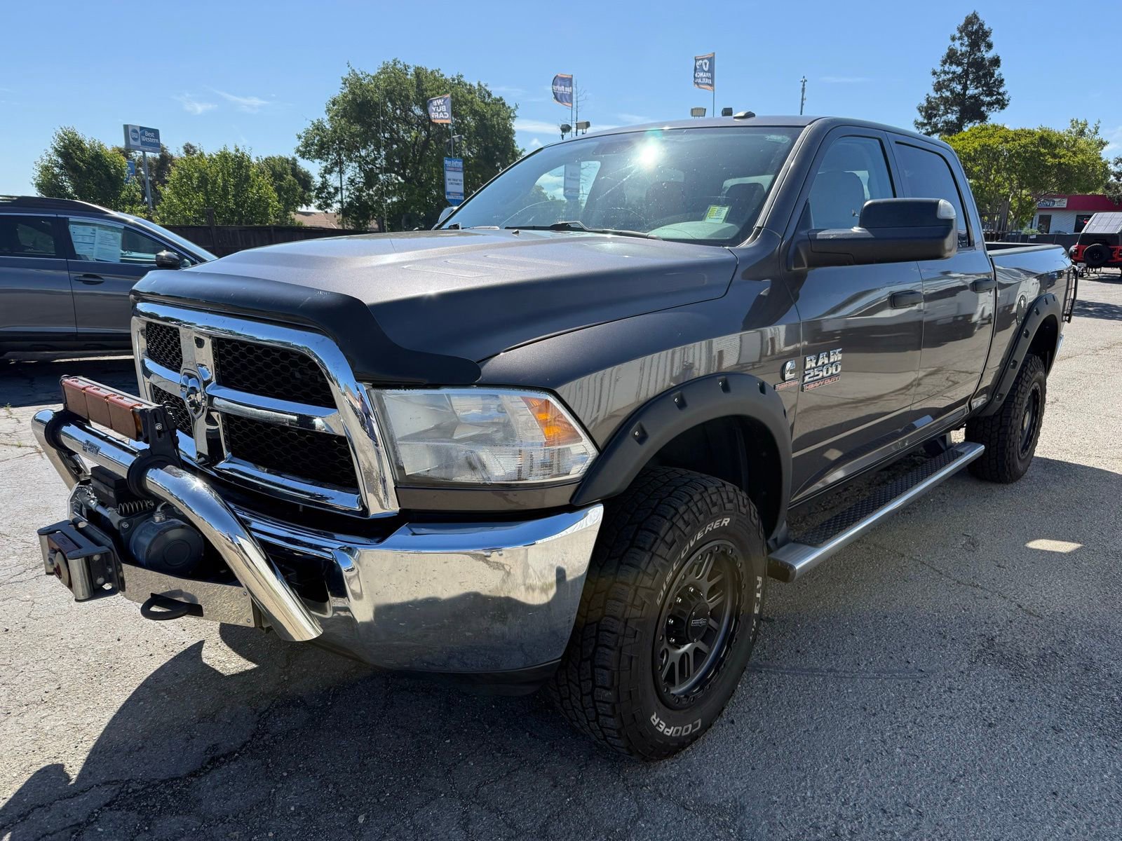 Used 2016 RAM 2500 Tradesman w/ Chrome Appearance Group image 1