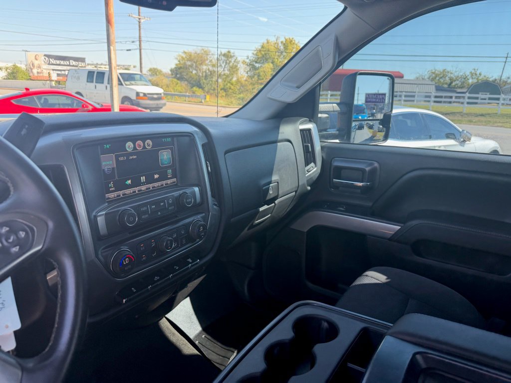 Used 2015 Chevrolet Silverado 2500 LT w/ LT Convenience Package AWD/4WD image 14