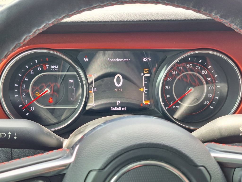 Used 2021 Jeep Gladiator Rubicon AWD/4WD image 14