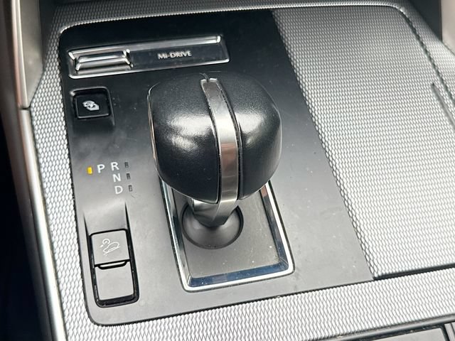 Certified 2024 MAZDA CX-90 Plug-In Hybrid w/ Preferred AWD/4WD image 18