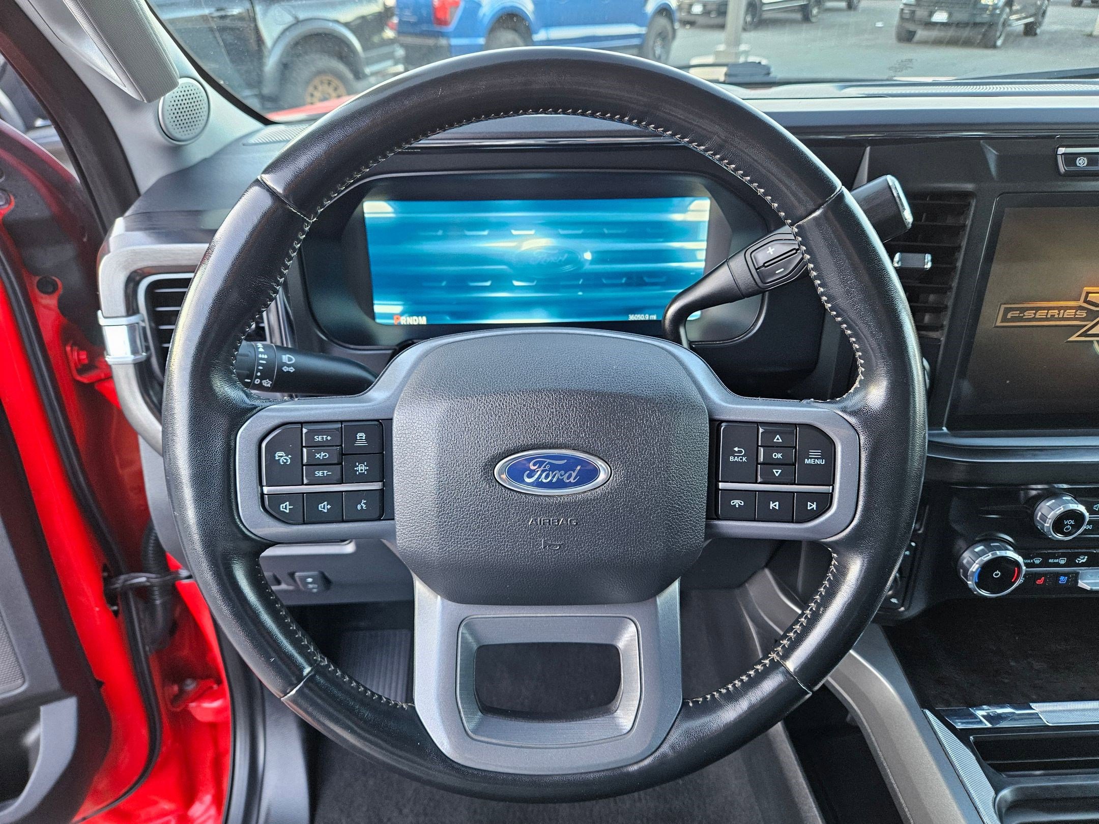 Used 2023 Ford F350 Lariat w/ Lariat Ultimate Package image 19