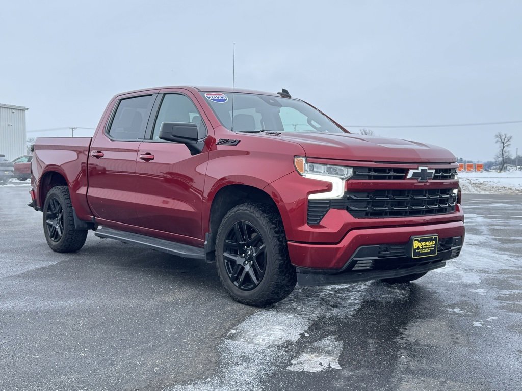 Used 2023 Chevrolet Silverado 1500 RST w/ Z71 Off-Road Package image 3