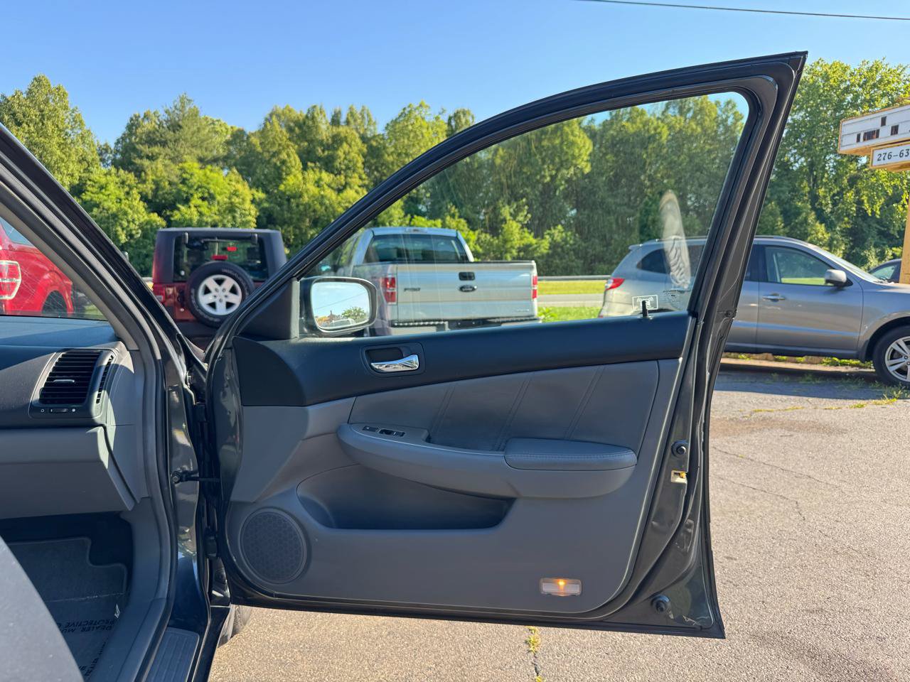 Used 2003 Honda Accord EX image 13