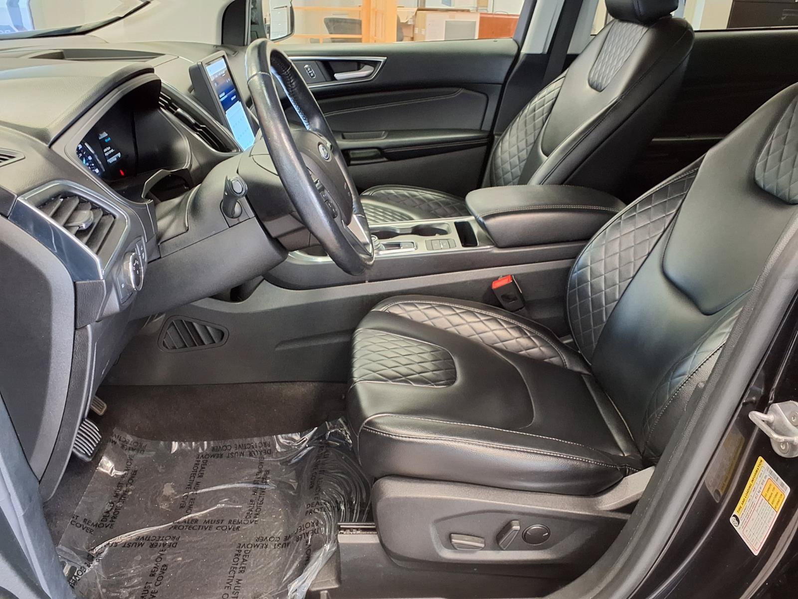 Used 2023 Ford Edge Titanium AWD/4WD image 21