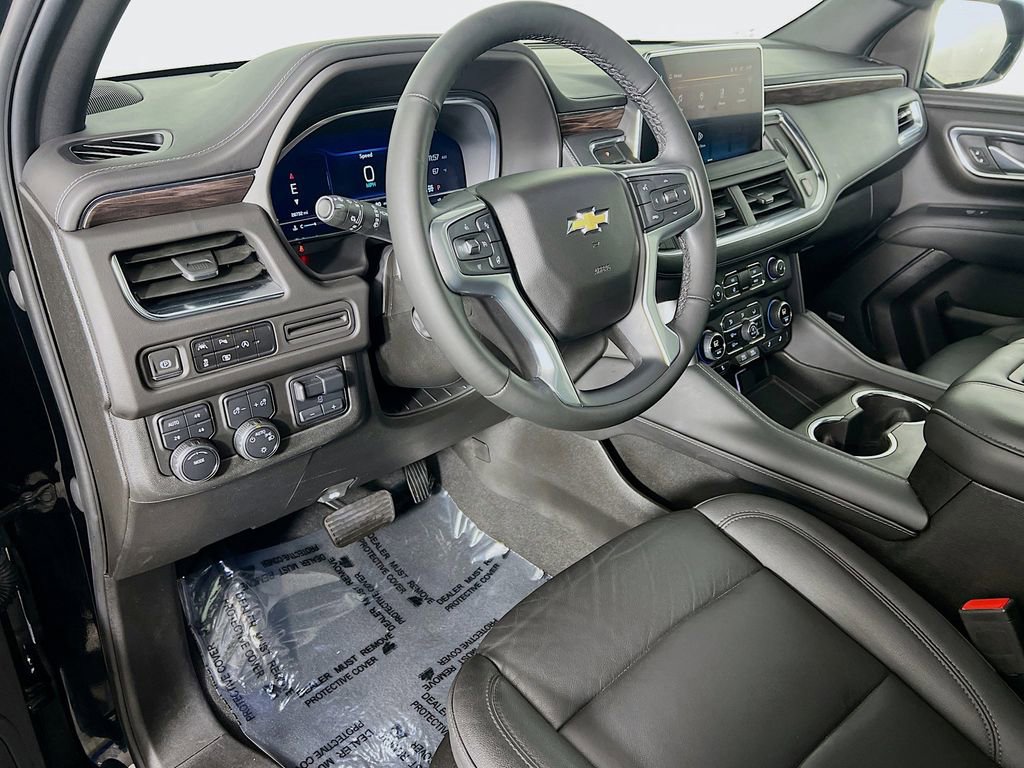 Used 2023 Chevrolet Tahoe LT w/ LT Signature Package AWD/4WD image 9