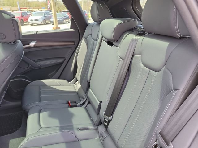 Used 2024 Audi Q5 e Prestige w/ Prestige Package AWD/4WD image 24