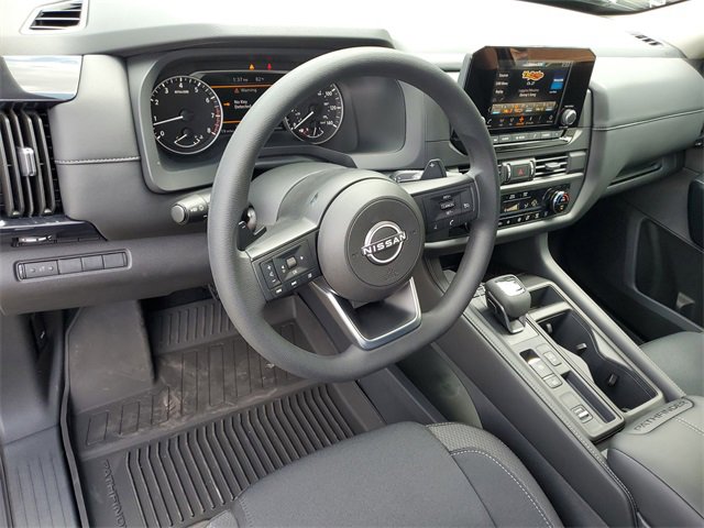 New 2025 Nissan Pathfinder S image 6