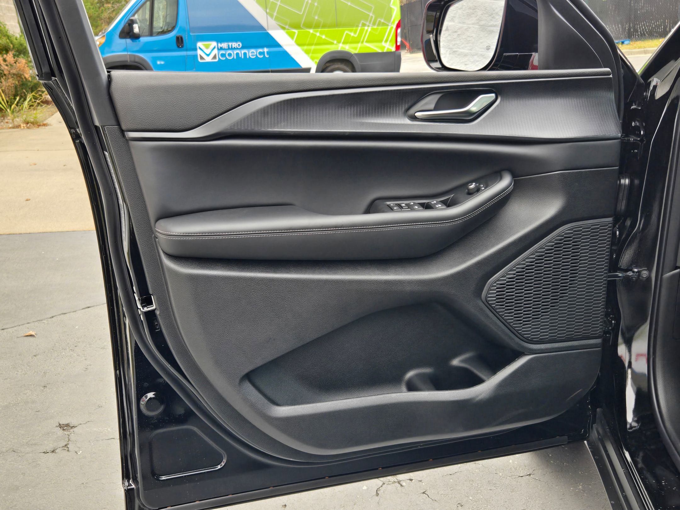 New 2025 Jeep Grand Cherokee image 18