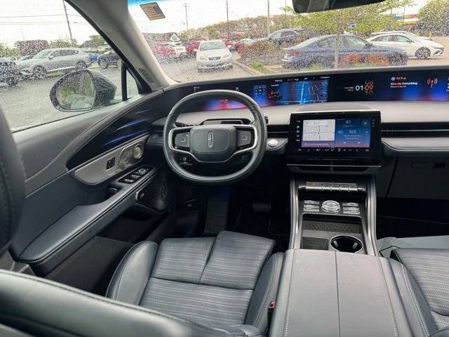 Used 2024 Lincoln Nautilus Reserve w/ Equipment Group 203A AWD/4WD image 40