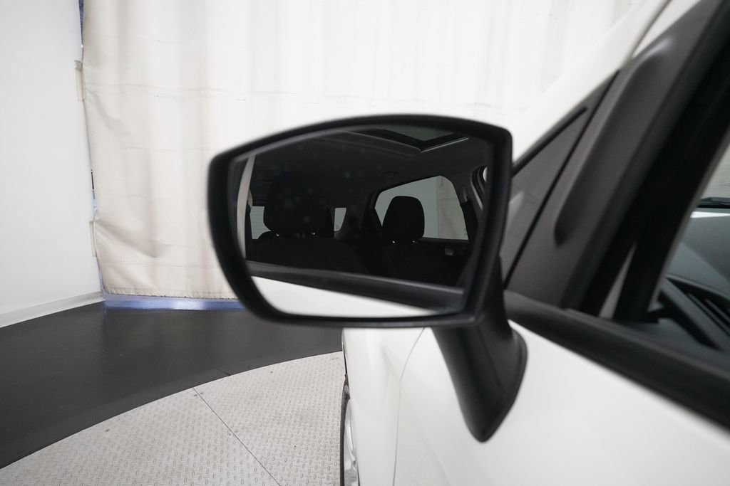 Used 2021 Ford EcoSport SE w/ SE Convenience Package FWD image 23