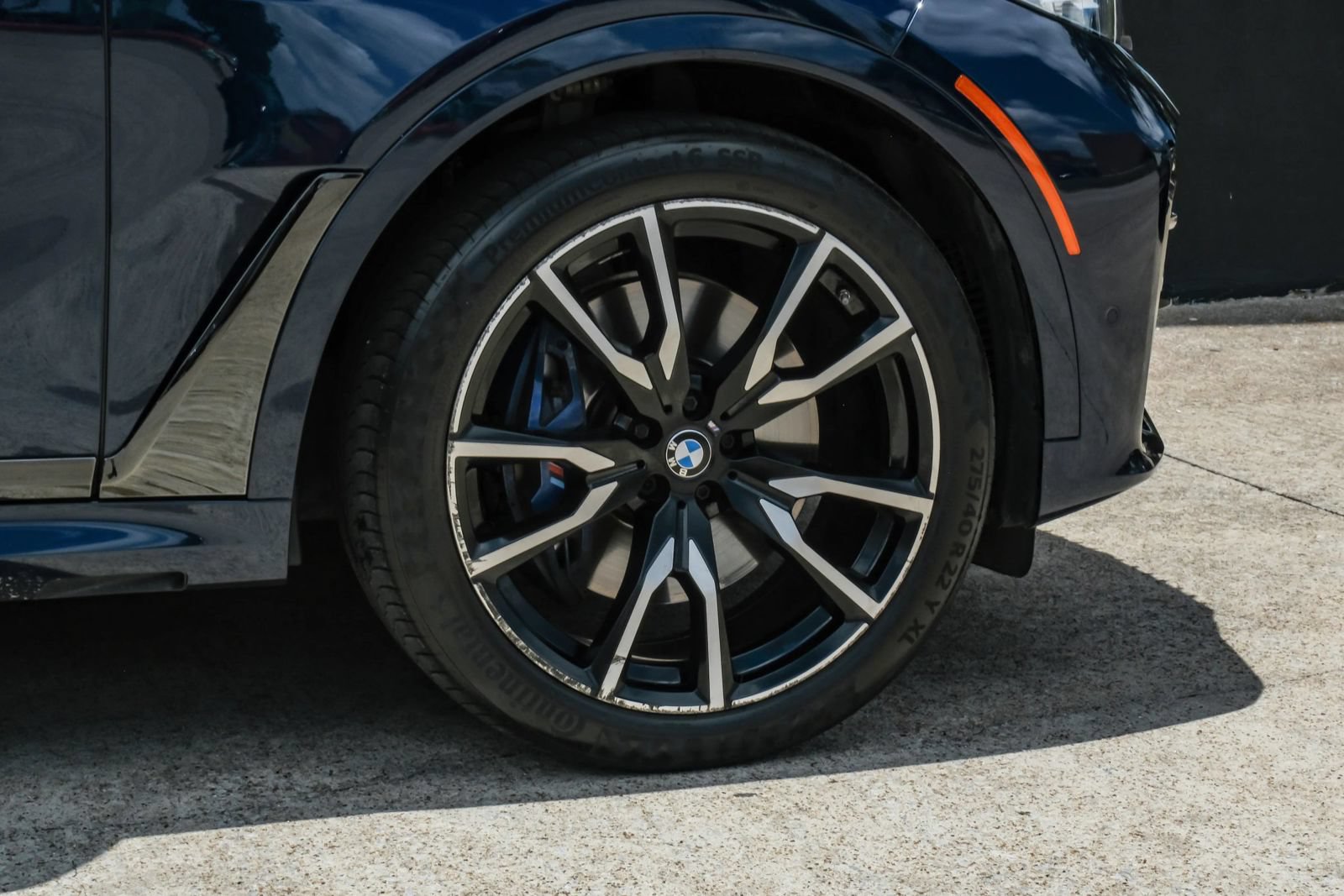 Used 2021 BMW X7 xDrive40i w/ M Sport Package AWD/4WD image 59