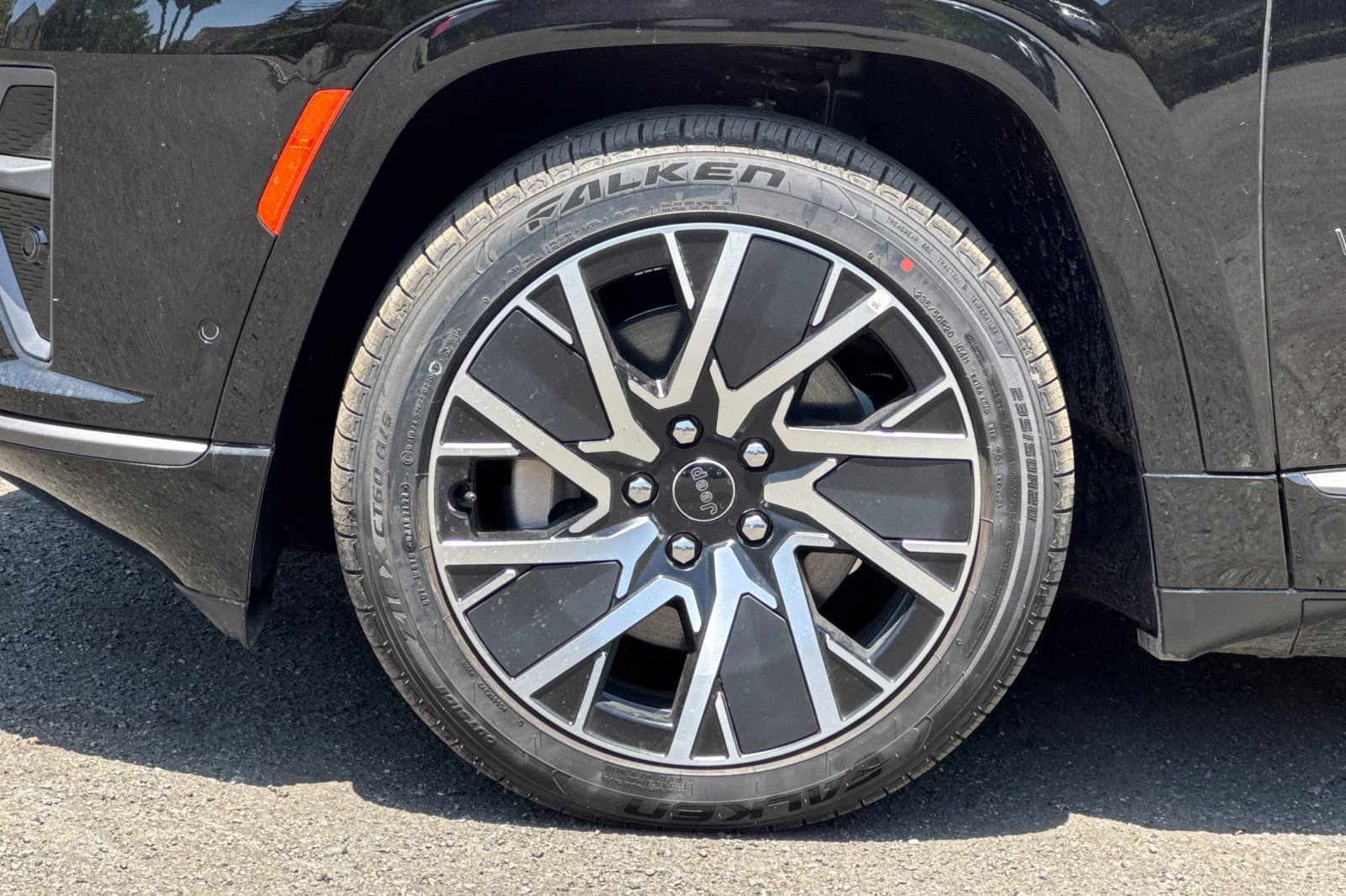 New 2025 Jeep Wagoneer S Limited AWD/4WD image 25