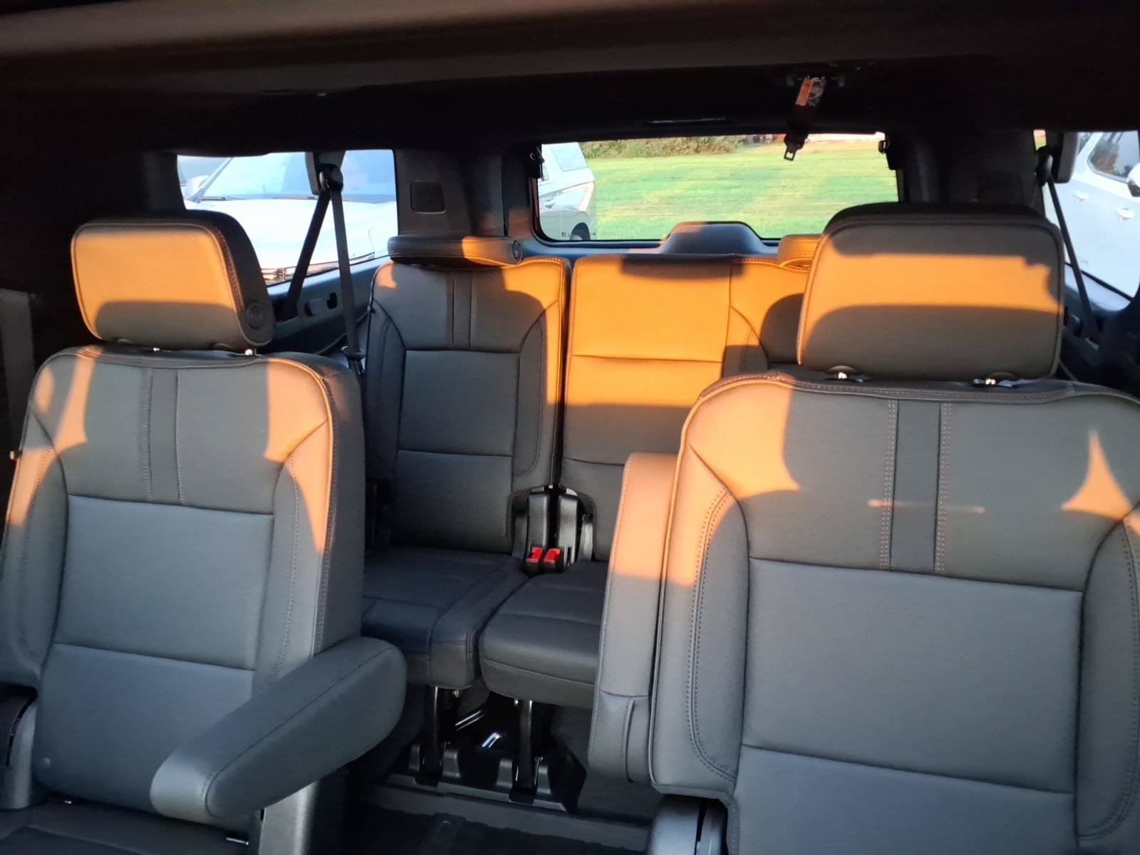 New 2026 Chevrolet Suburban RST w/ Comfort Package AWD/4WD image 14