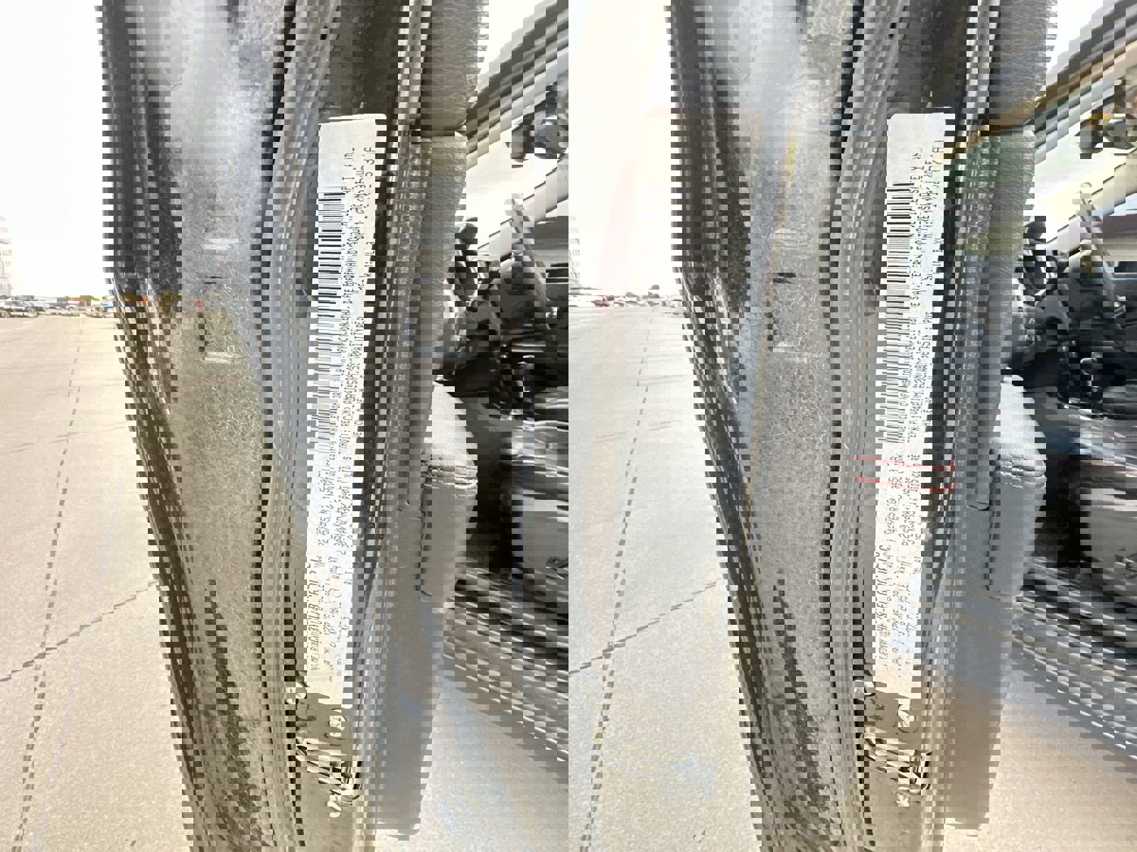 Used 2015 Jeep Cherokee Trailhawk w/ Comfort/Convenience Group AWD/4WD image 34