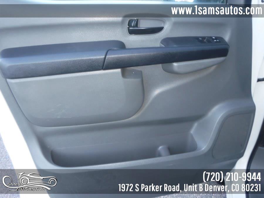 Used 2018 Nissan NV 3500 S image 33