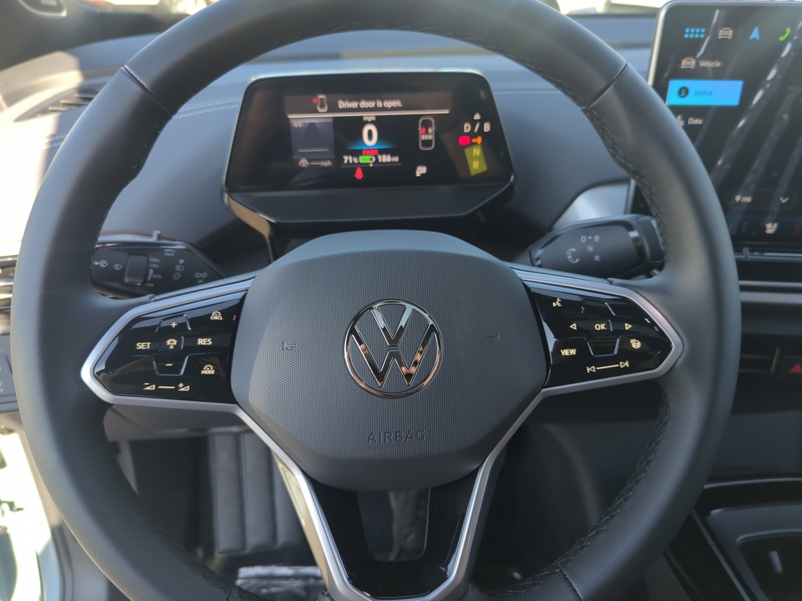 New 2025 Volkswagen ID.4 Pro S Plus AWD/4WD image 9