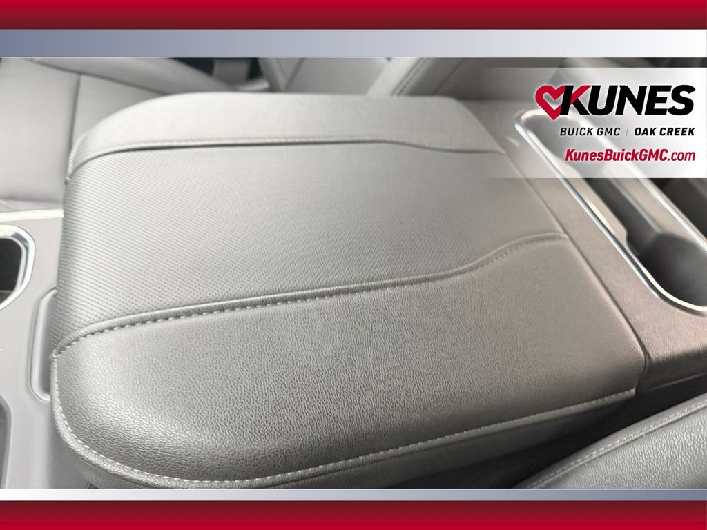Used 2024 GMC Sierra 1500 SLT w/ SLT Premium Plus Package AWD/4WD image 30