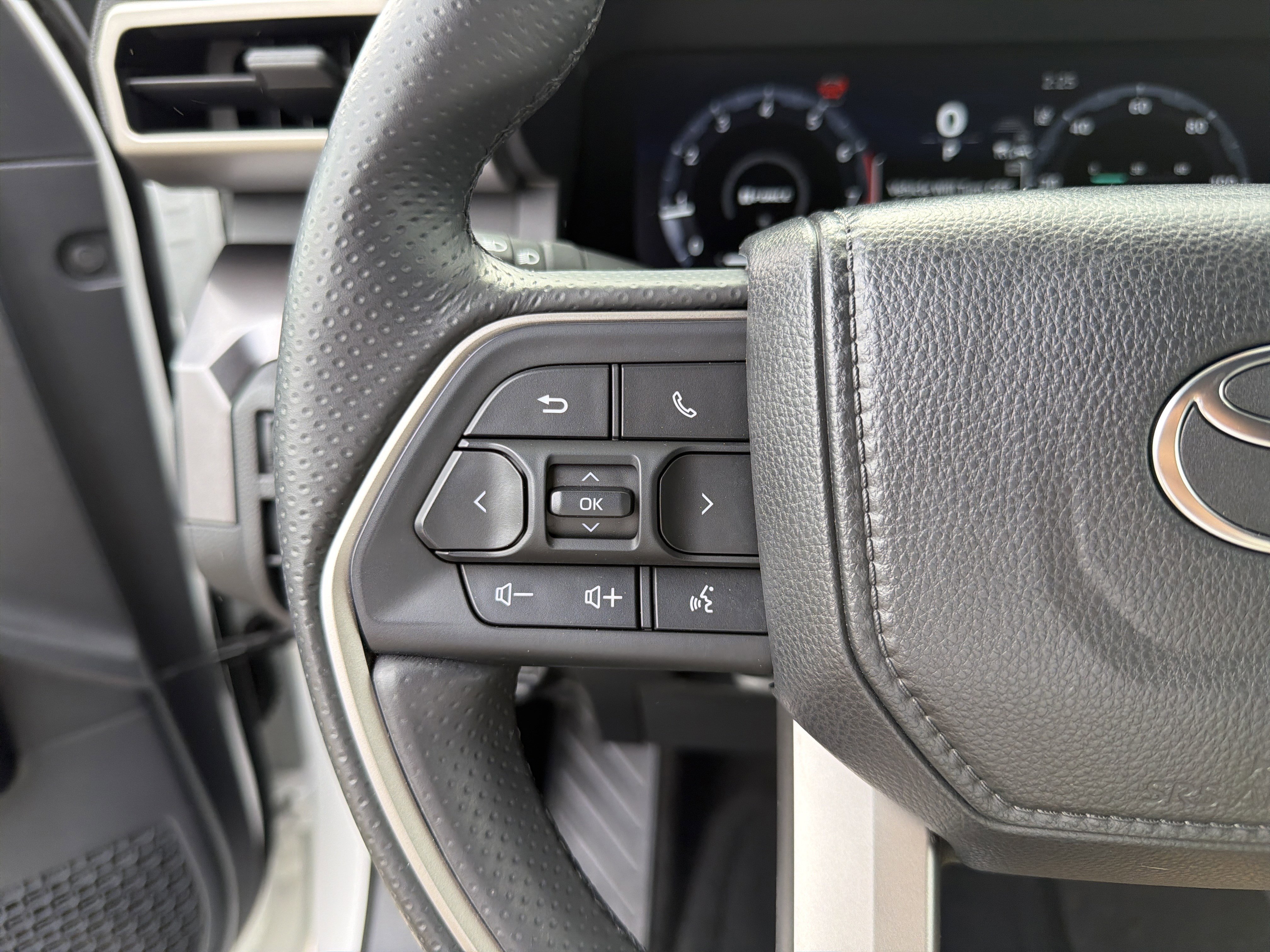 Certified 2025 Toyota 4Runner TRD Sport image 10