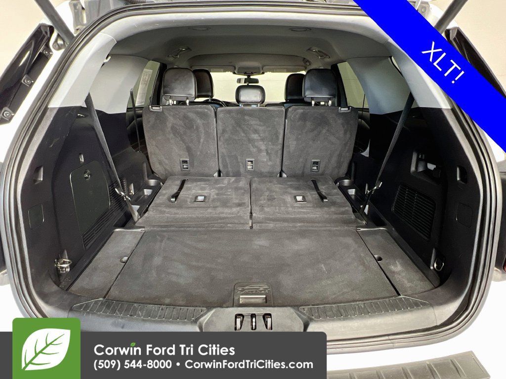 Used 2022 Ford Explorer XLT w/ Equipment Group 202A AWD/4WD image 14