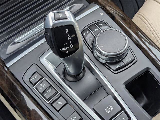 Used 2018 BMW X5 xDrive40e w/ Driving Assistance Package image 12