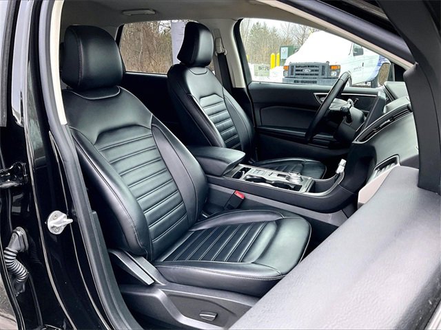 Used 2023 Ford Edge SEL w/ Convenience Package image 7