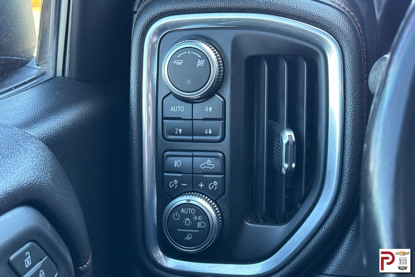 Used 2019 GMC Sierra 1500 AT4 w/ AT4 Premium Package AWD/4WD image 29