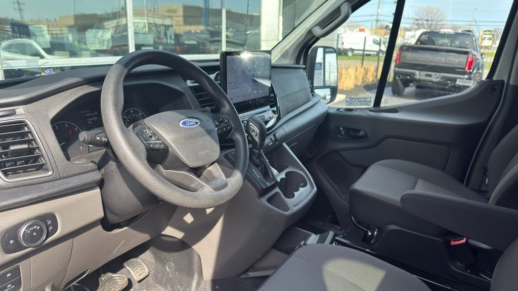 Used 2024 Ford Transit 350 XLT image 9