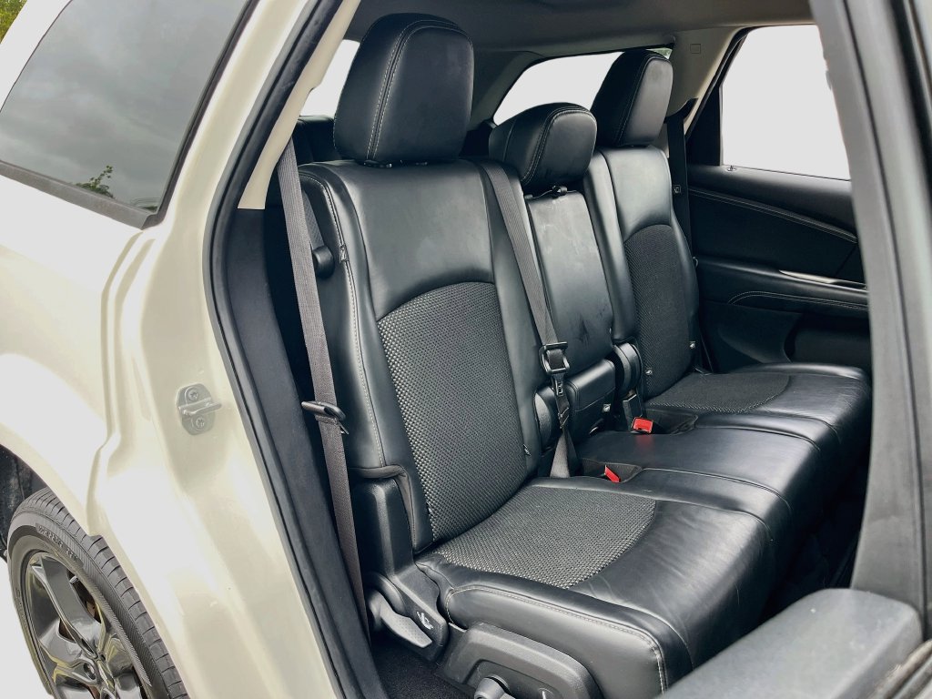 Used 2020 Dodge Journey Crossroad FWD image 27