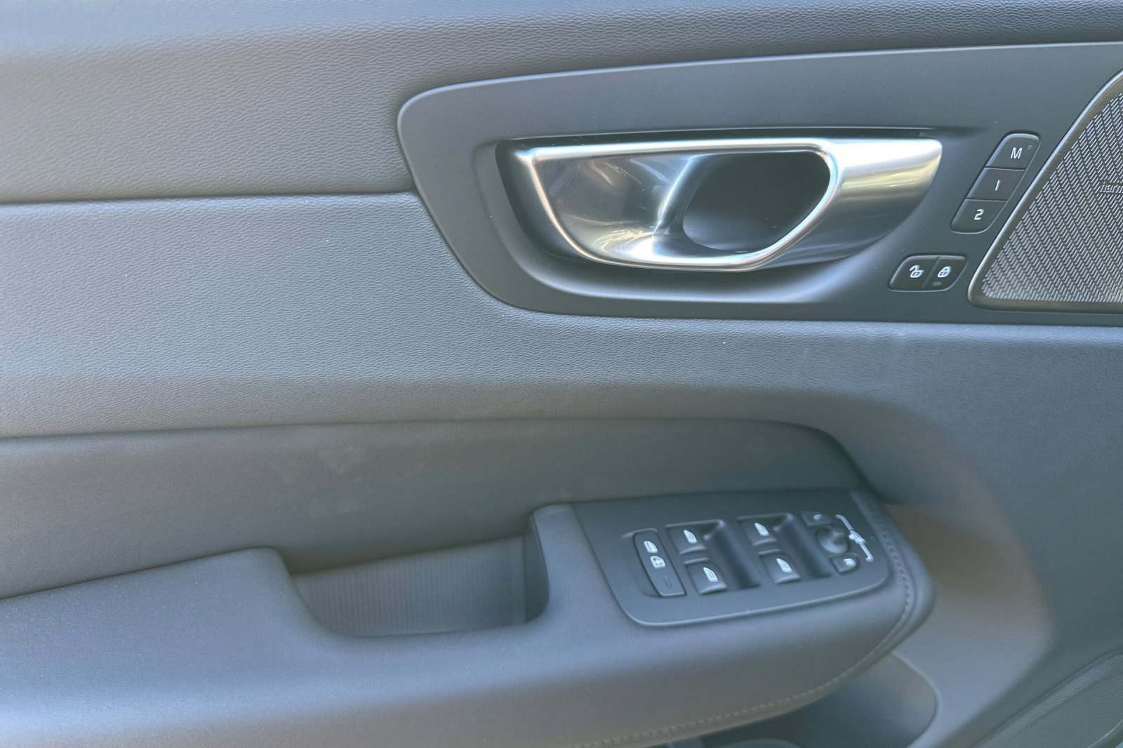 New 2026 Volvo XC60 B5 Plus w/ Climate Package image 14