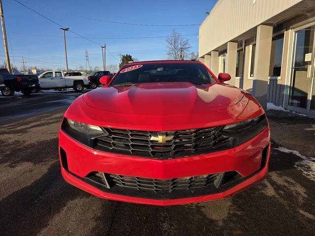 Used 2023 Chevrolet Camaro LT image 3