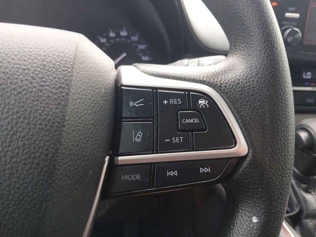 Used 2021 Toyota Sienna LE FWD image 18
