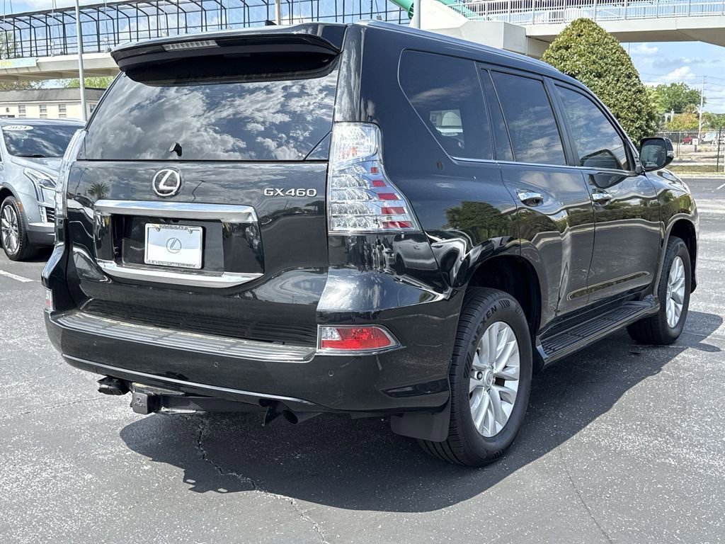 Used 2023 Lexus GX 460 Premium w/ Premium Plus Package image 11
