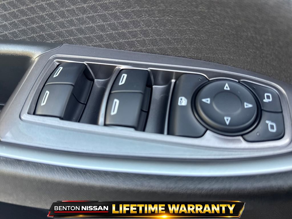 Used 2024 Chevrolet Malibu RS FWD image 12