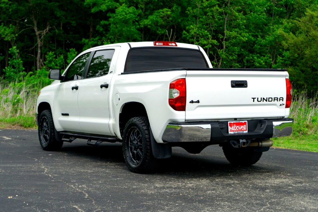 Used 2018 Toyota Tundra SR5 w/ SR5 Upgrade Package AWD/4WD image 8