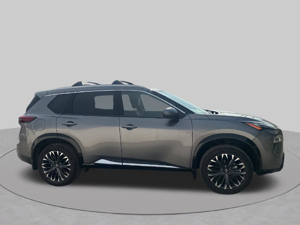 Certified 2025 Nissan Rogue Platinum AWD/4WD image 38