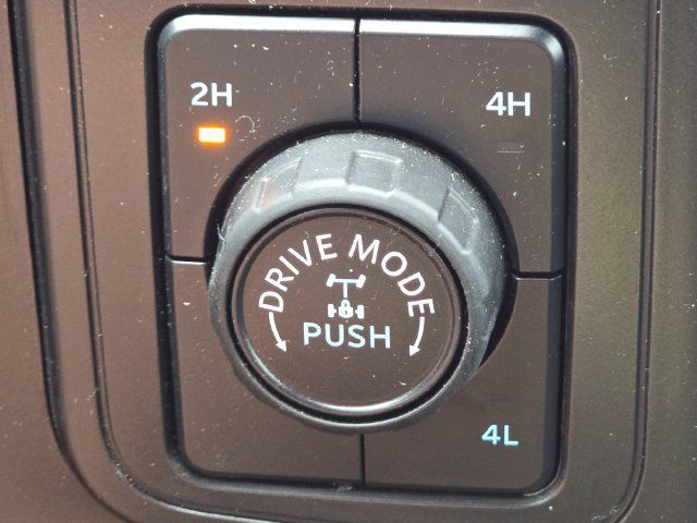 Used 2025 Ford F150 STX AWD/4WD image 13