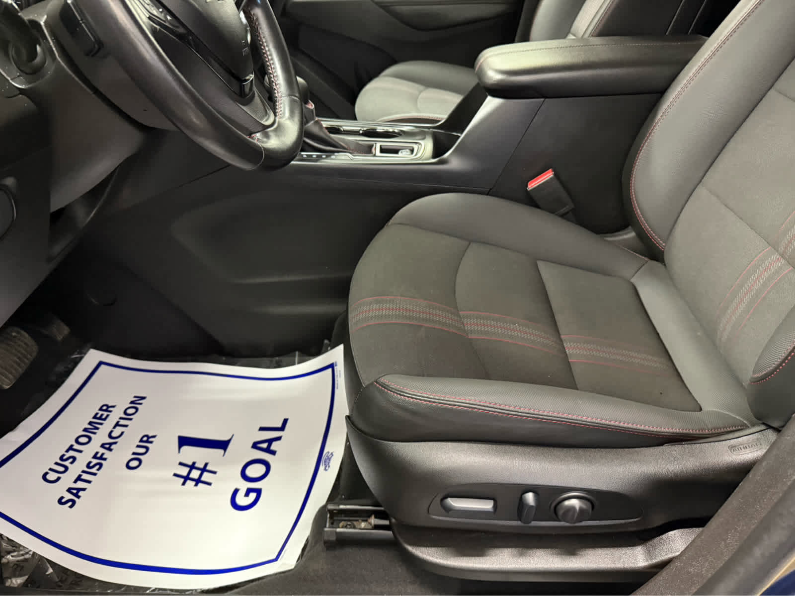 Used 2022 Chevrolet Equinox RS AWD/4WD image 13
