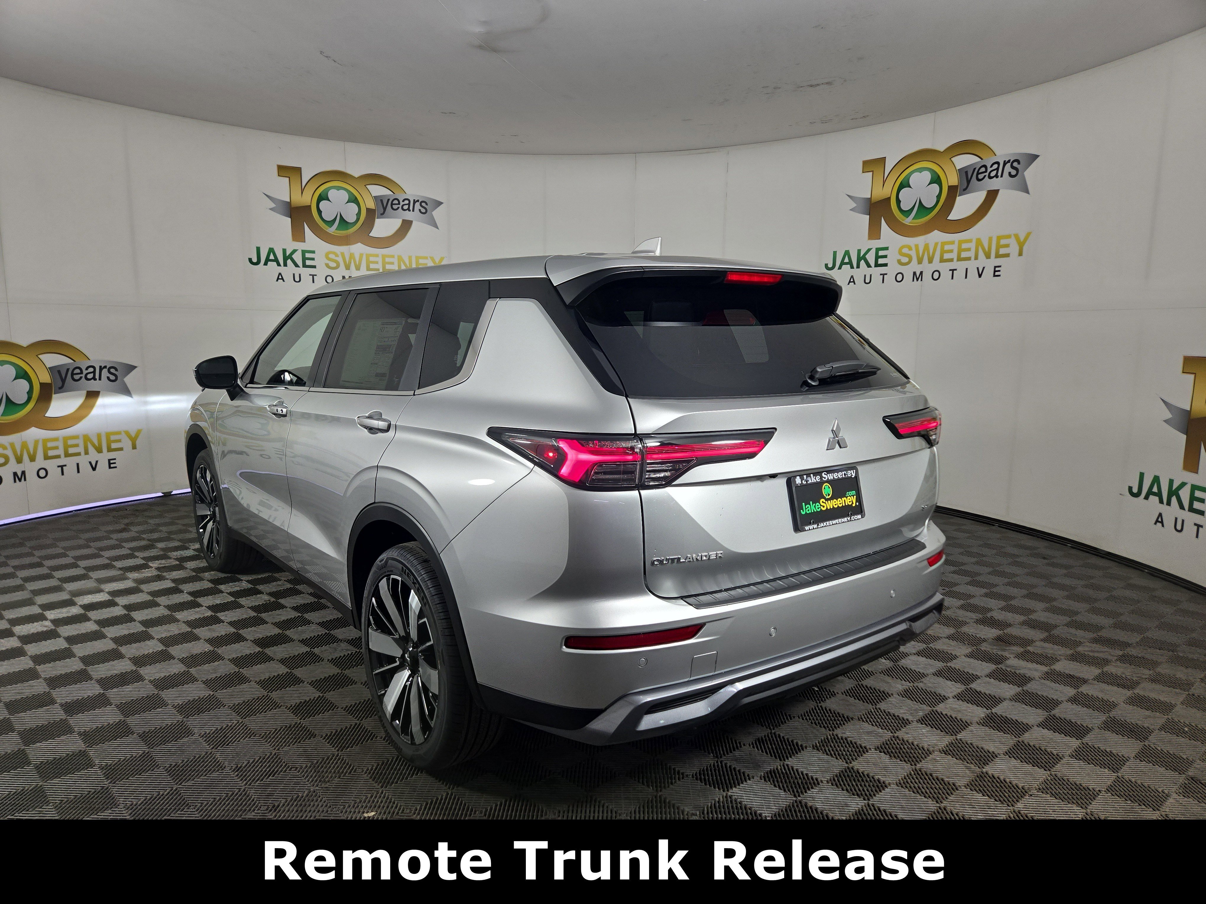 New 2026 Mitsubishi Outlander SE AWD/4WD image 5