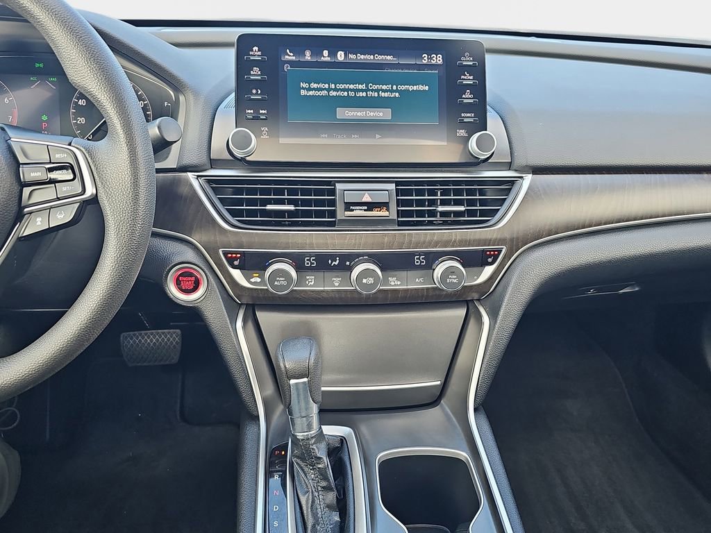 Used 2018 Honda Accord EX image 22