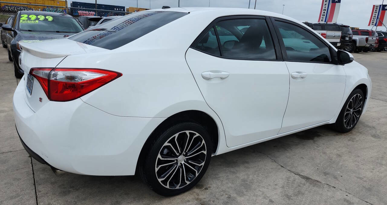 Used 2015 Toyota Corolla S w/ Driver Convenience Package FWD image 4