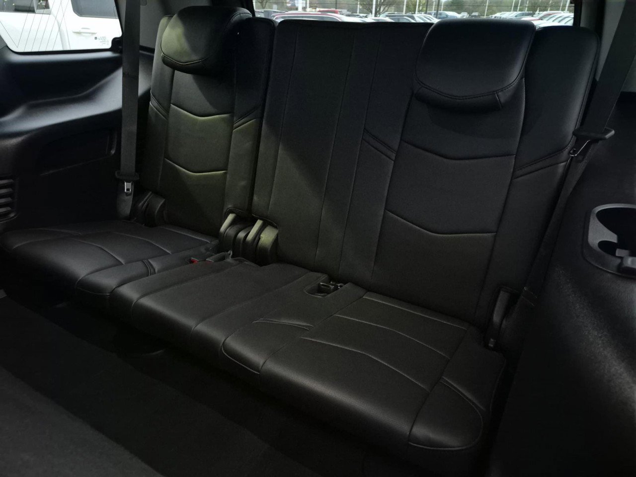 Certified 2020 Cadillac Escalade Premium Luxury image 16