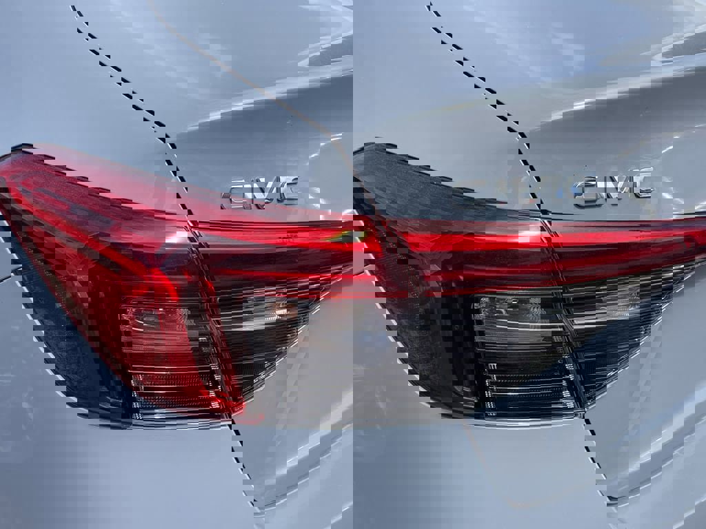 Used 2024 Honda Civic Sport image 8