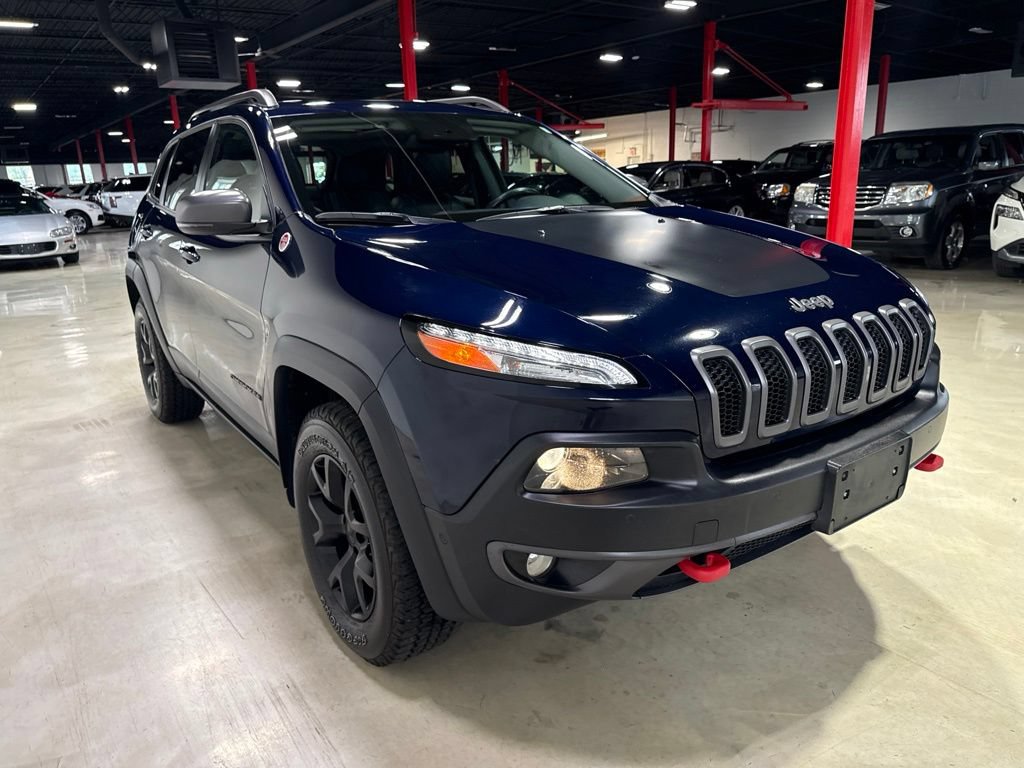 Used 2014 Jeep Cherokee Trailhawk w/ Technology Group AWD/4WD image 8