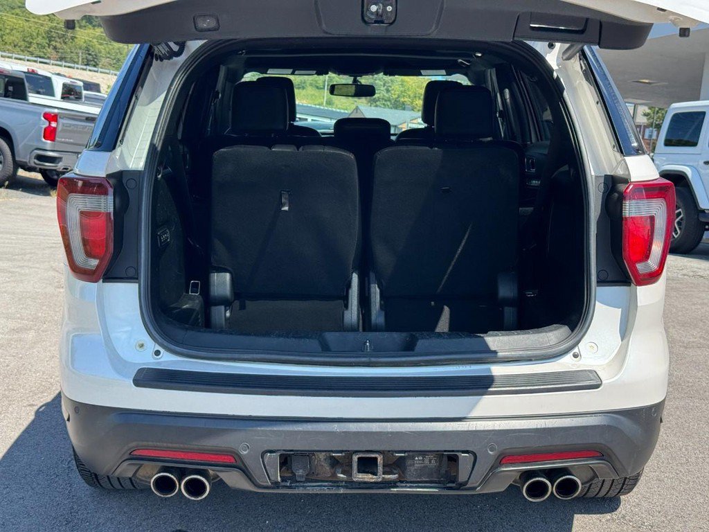 Used 2019 Ford Explorer Sport AWD/4WD image 6